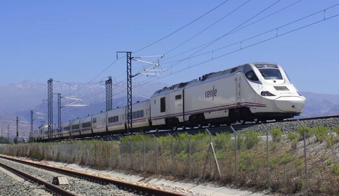 Serie-Renfe-servicios-Alvia-Atarfe_1374472543_102780866_667x386.jpg