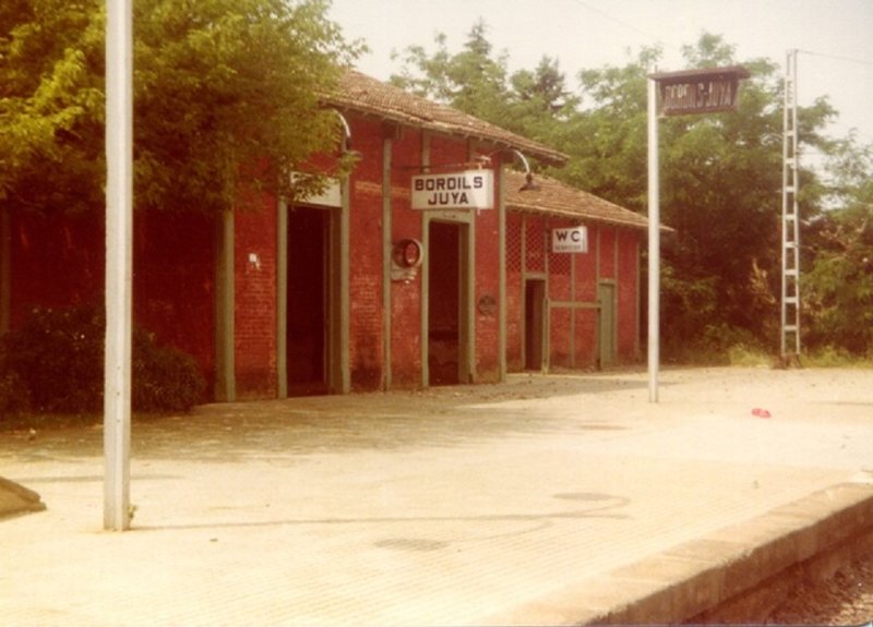 1979_08_00_Cases-i-Carrers-Estació-tren_000796.jpg