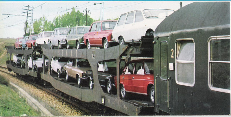 Vagón plataforma porta automoviles PMA 26.xxx (Leks) Semat (2).jpg