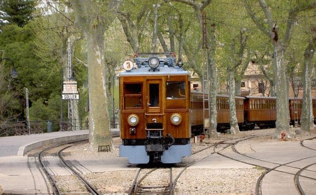 tren-de-soller2_16_643x397.jpeg