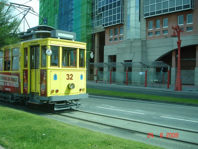 tranvia_coruna_2.jpg