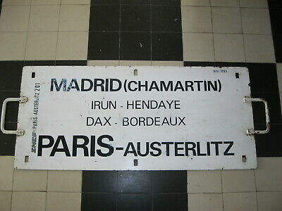 Plaque-Metal-Sncf-2Destinations-Paris-Aust-Madrid-Chamartin-Via.jpg