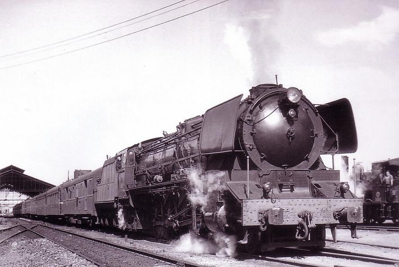 242F-2009 Iberia Expres, Valladolid 12mayo1962.jpg