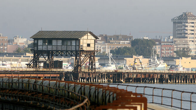 Muelle-Compania-Tharsis-Alberto-Dominguez_1737736457_170144939_667x375.jpg