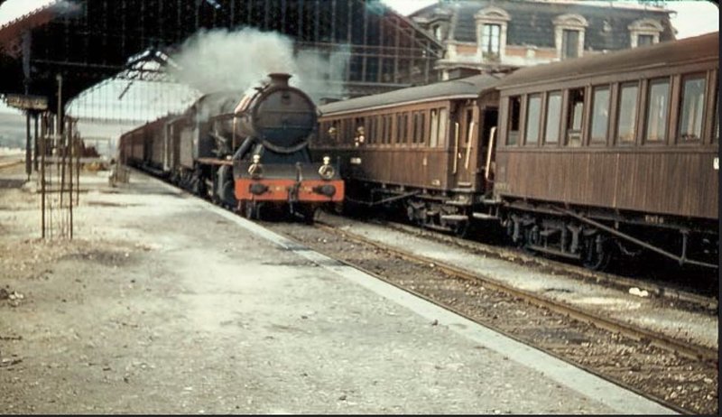 BURGOS CORREO VALLADOLID - ARIZA LOCOMOTORA 140-2505 FECHA 5 OCTUBRE 1957.jpg