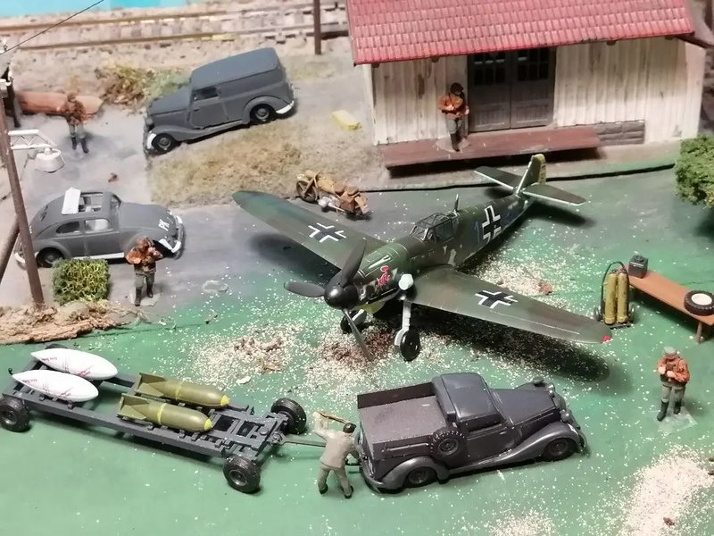 DIORAMA_AVION_06.jpg