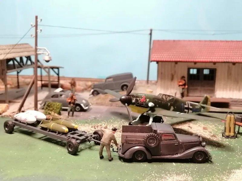 DIORAMA_AVION_02.jpg