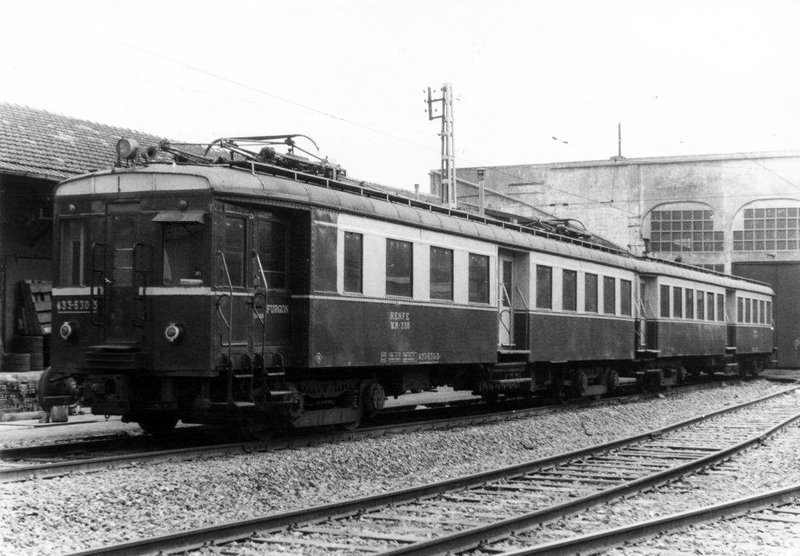 RENFE_WMD330_Olaveaga_abril1973_PhotoJosepMiquel.jpg