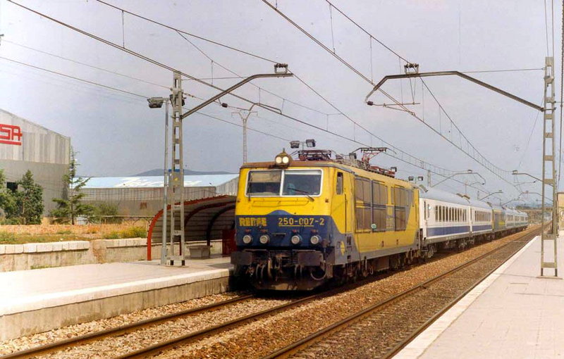 250-007 Diurno 1.693 ''Torre del Oro''. El Puig, 12,32h. 14-04-1995..jpg