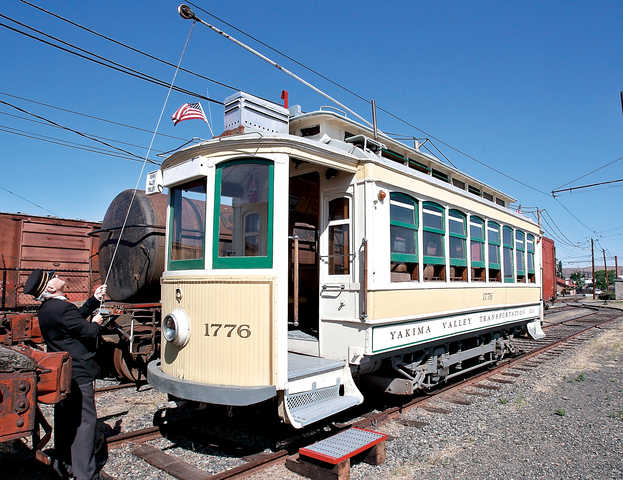 061911_AS_Trolley_0022.jpg