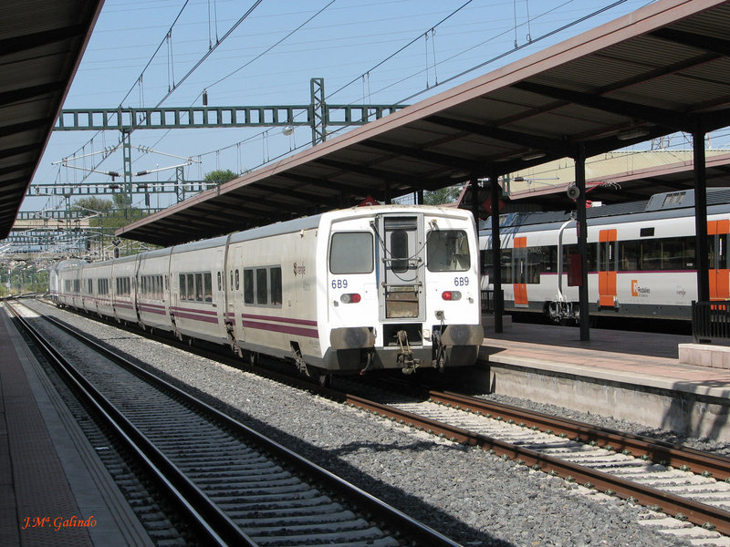 TALGO 00460 6B9 Cerdanyola UAB-2011-08-19-IMG_8501.jpg