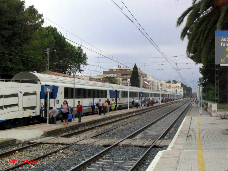 TREN ARCO GARCIA LORCA_SALOU_2004-06.jpg