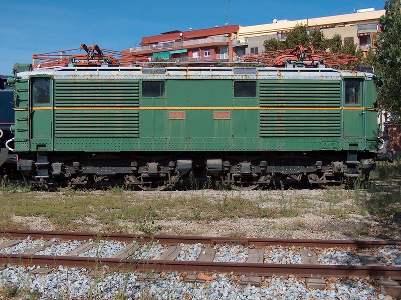 281-004-2-JB-09.JPG