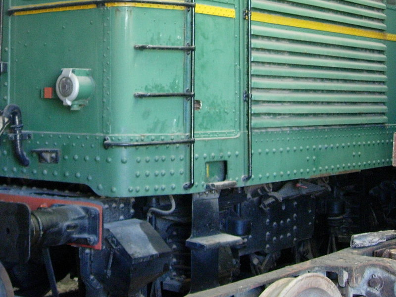 281-005-9-b.jpg