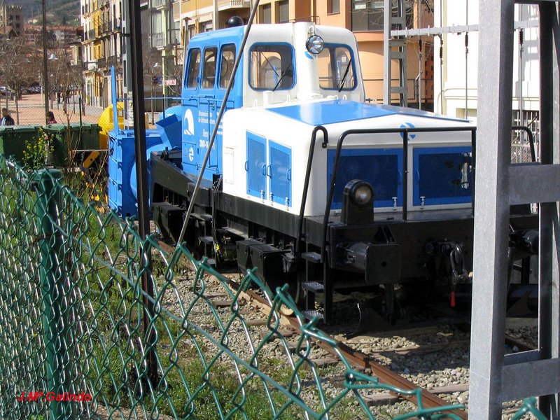 300-102_RIPOLL_2001-04-1.jpg