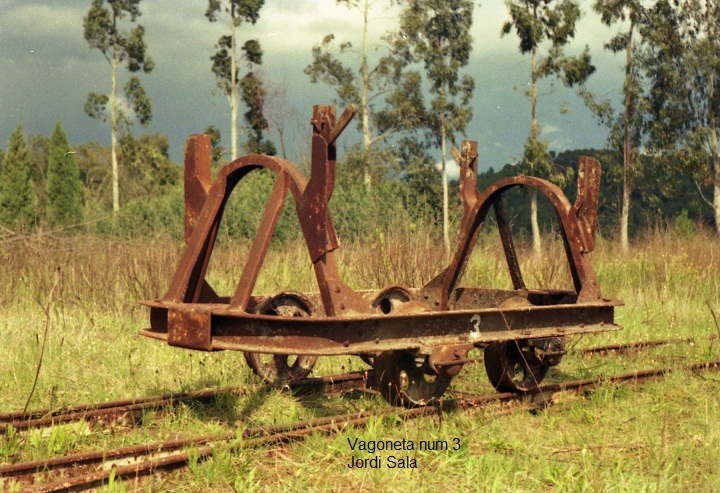3 C-82.03.jpg