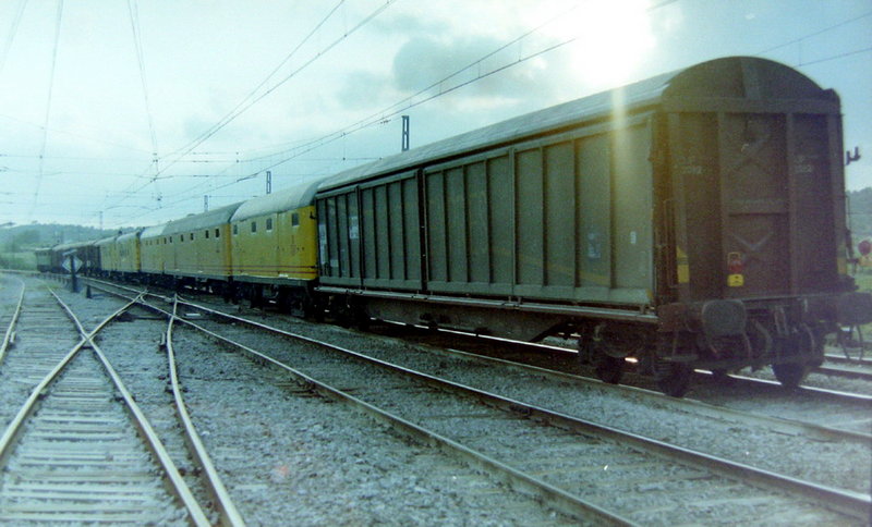 Tren Postal Barcelona Est FRANÇA-Madrid 1986.jpg