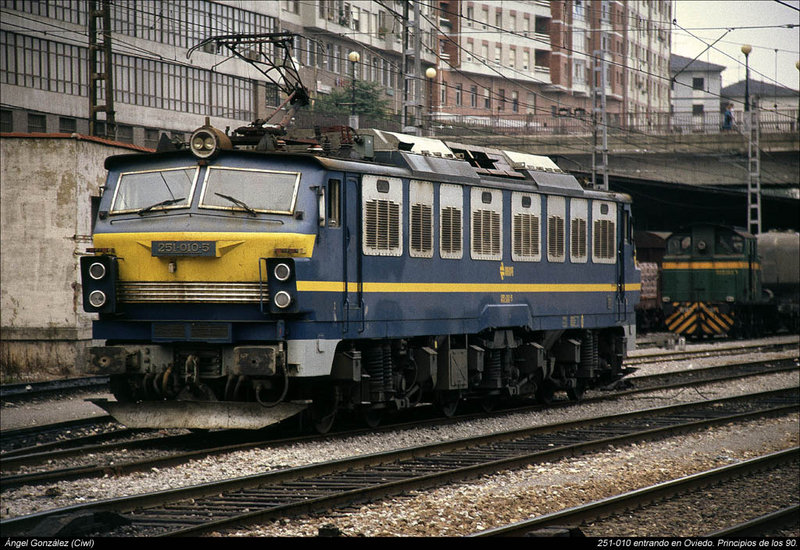 CIWL1075.jpg