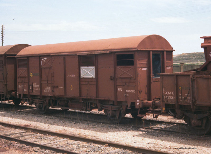 Jcv-403371 ventana testero Algodor junio 1997.jpg