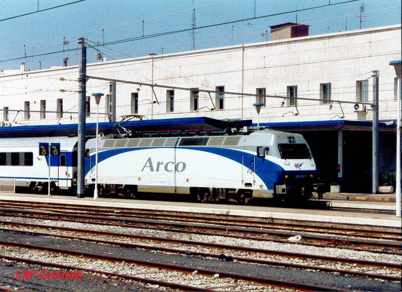 252-025_TARRAGONA_2000-08.jpg