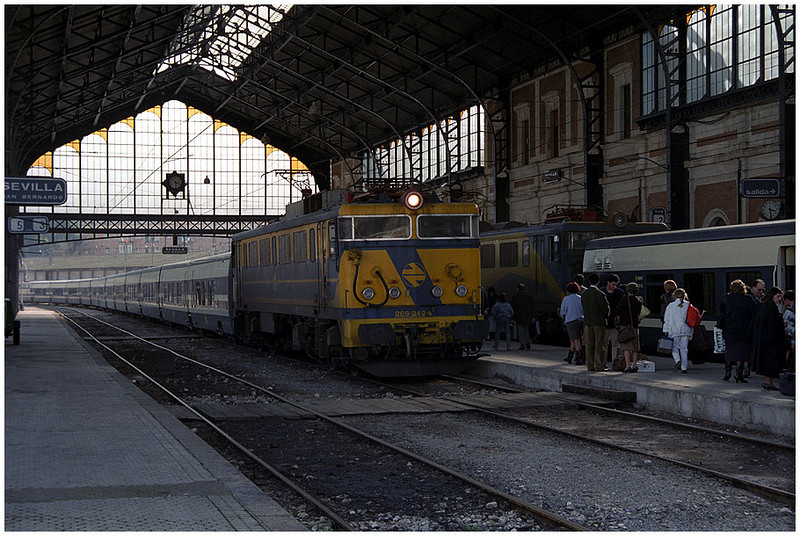 19880128-003-L[1].jpg