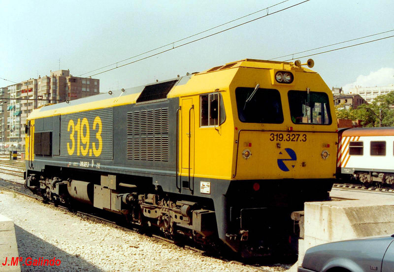 319-327_ZARAGOZA PORTILLO_1994-08.jpg