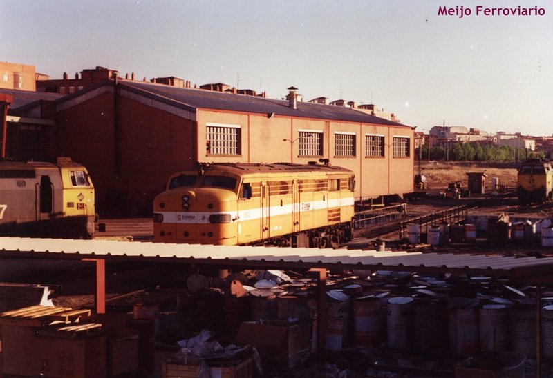Locomotora Comsa 316, Salamanca mayo 2001.jpg