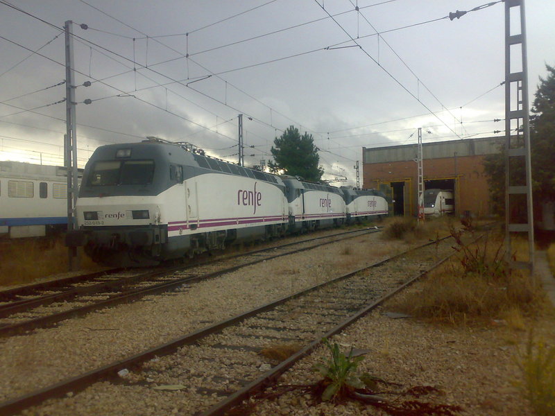 252-049+2.jpg
