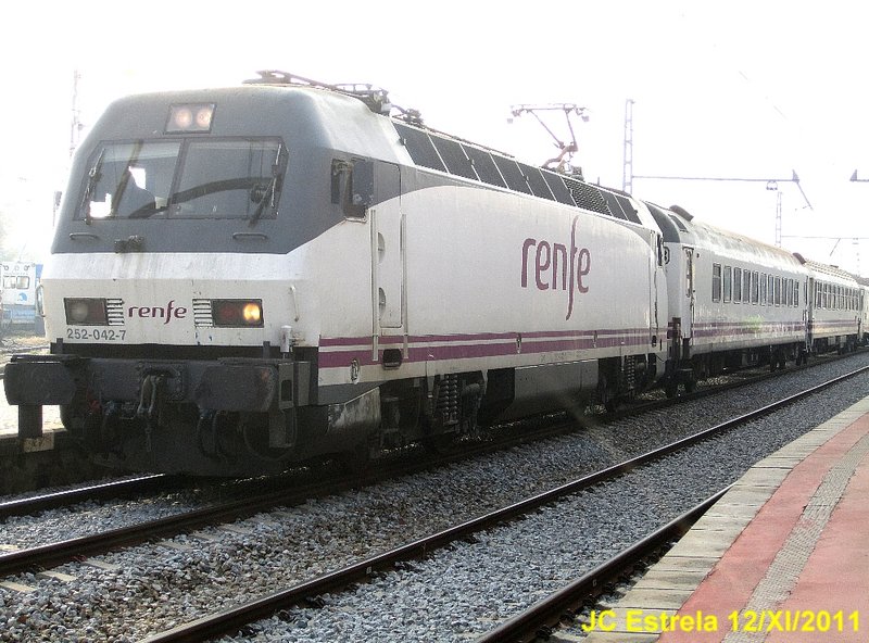 CB12112011-02.JPG