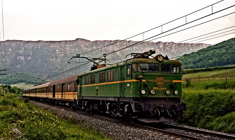 289-00~2.JPG
