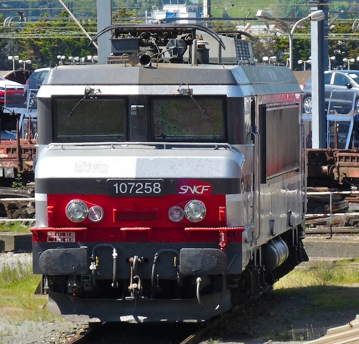 5622672250_de3fc59ac2_b.jpg
