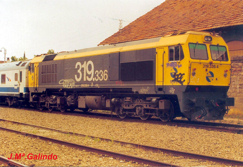 319-336_JACA_2001-07.jpg