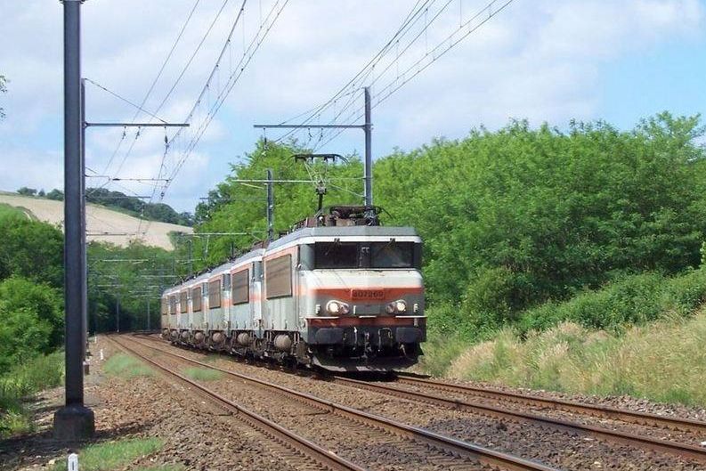 100_5759 Urrugne PN 7269 tren de maquinas.JPG