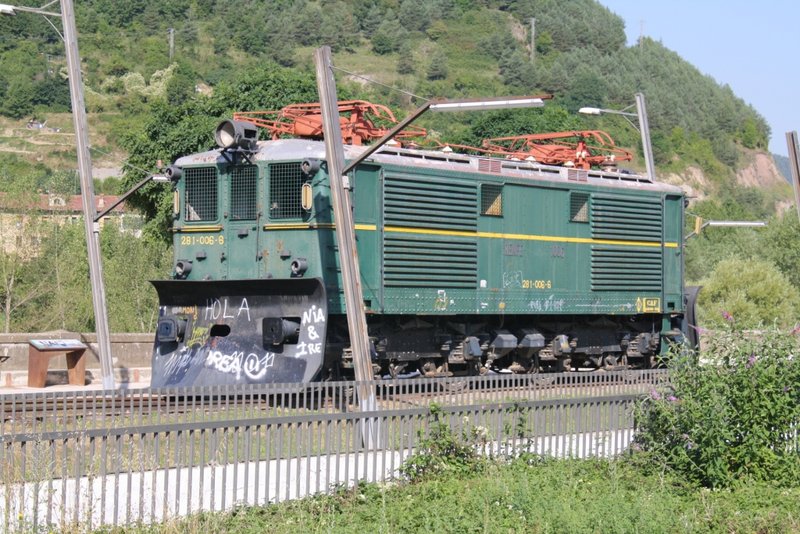 7733.jpg