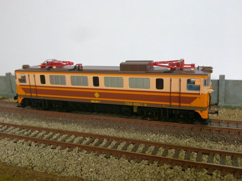 260-201.jpg