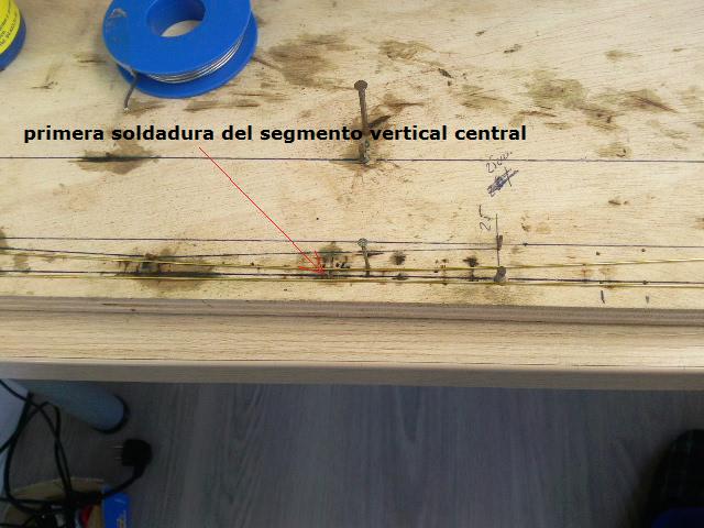Vertical central.jpg