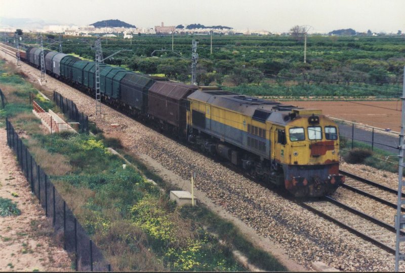 retales con lanzadera Sagunto-FSL.jpg