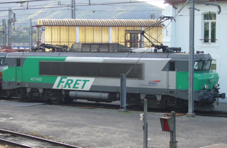 7400fret.JPG