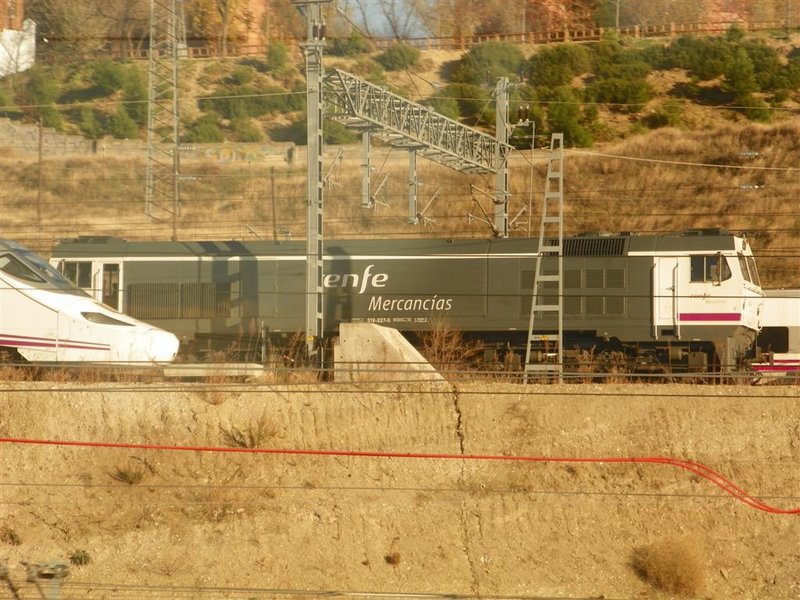 F 070 (Large).jpg
