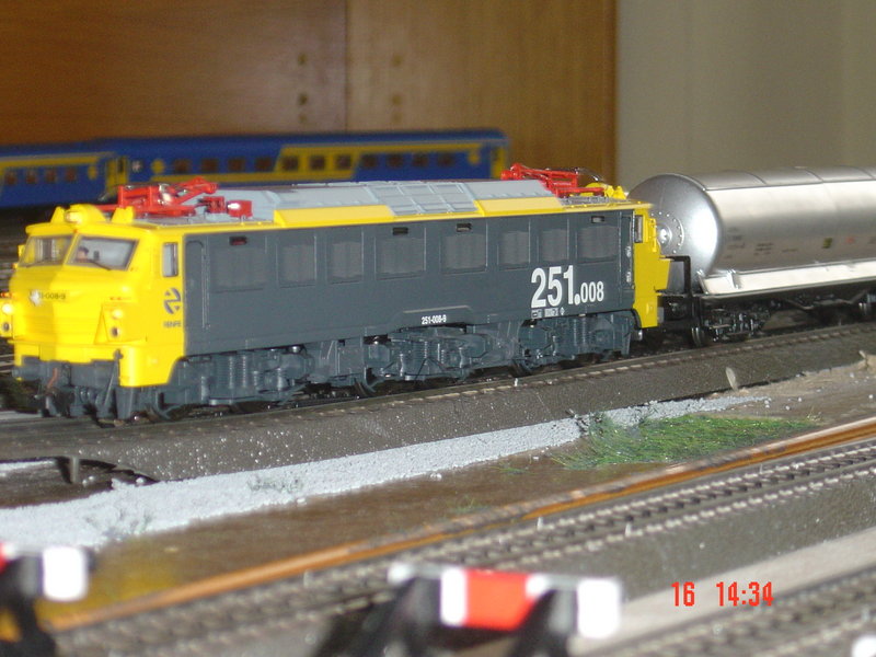 FOTOS MAQUETA NUEVA 2011 019.JPG