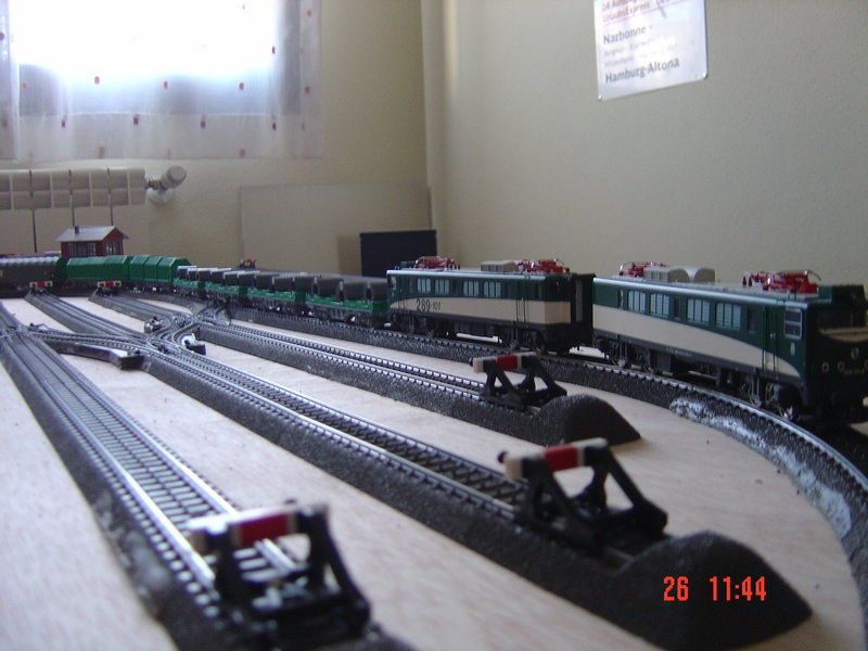 FOTOS MAQUETA NUEVA 2011 3 y LUCA 050.JPG