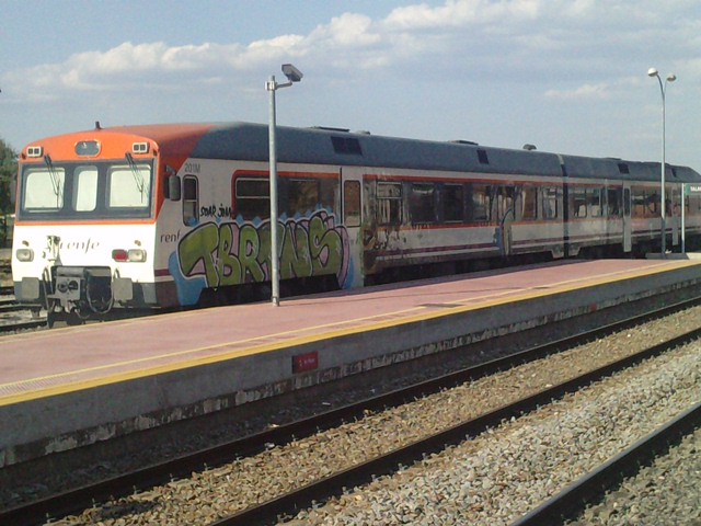 592-201M.JPG