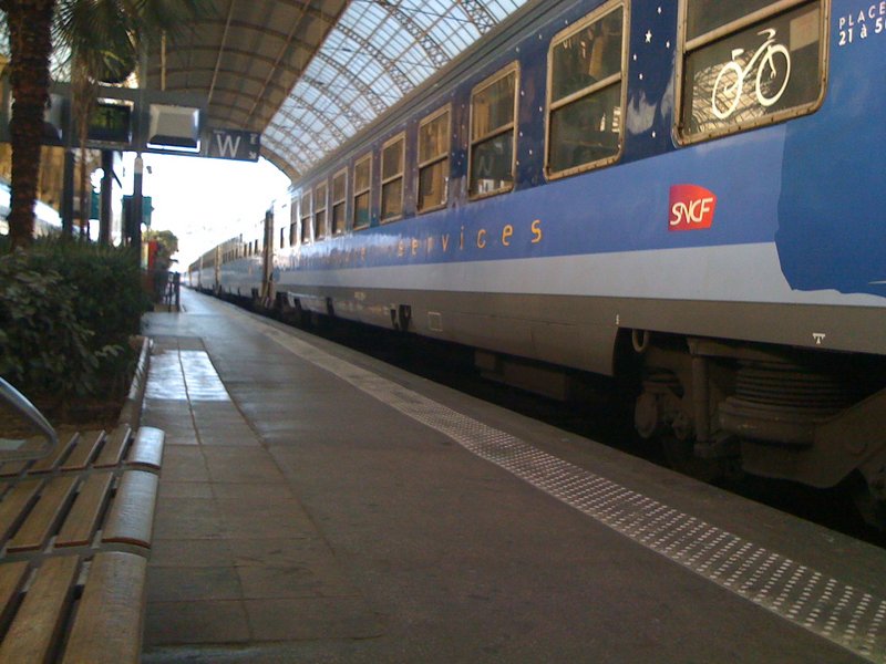 21012010003.jpg