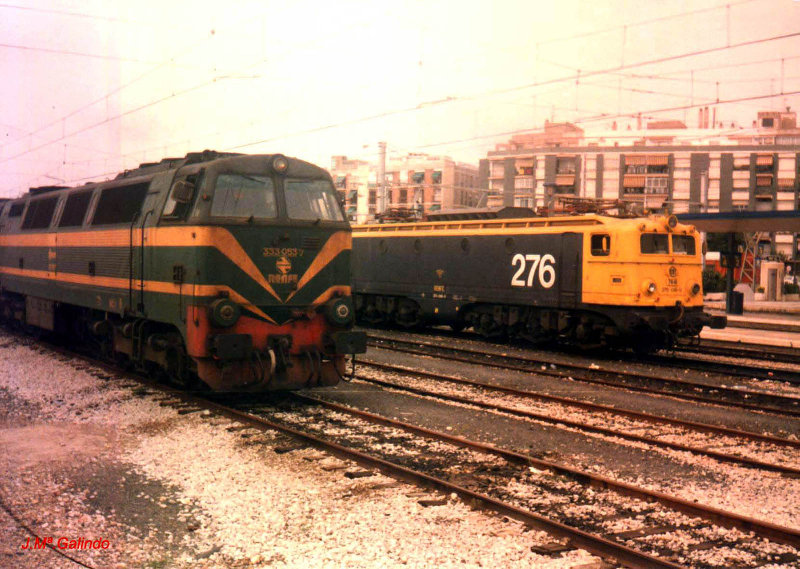 333-053_E71500_1993-08.jpg