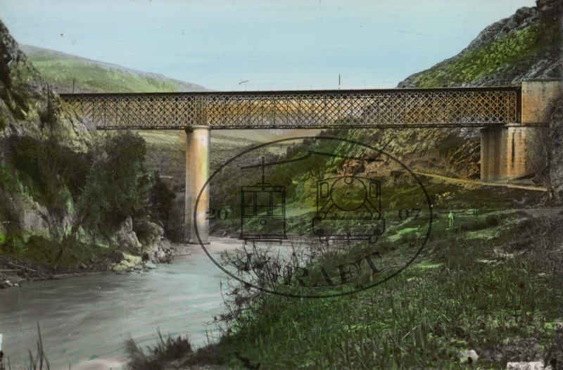 PuenteQuebrada copia.jpg