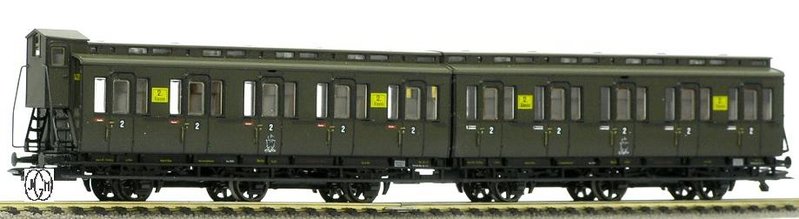 CV-3G+CV-3 Roco 43026-3-87.jpg