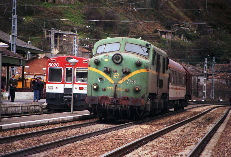 F-43-32.jpg