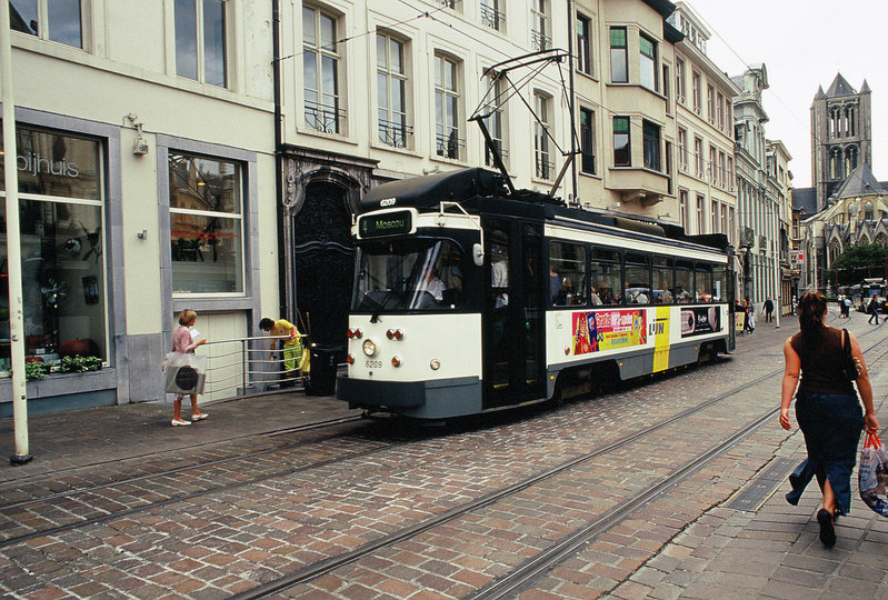 6209 en St. Baafsplein.  Gante 18-8-07.jpg
