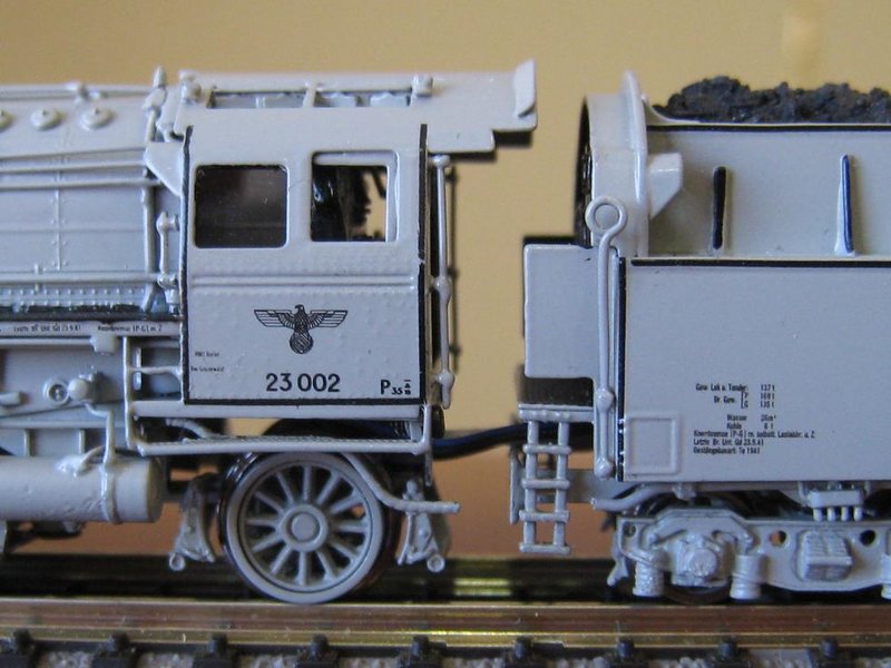 MINITRIX 12738 BR-23 (gris) ( F. A.) 002-30.JPG
