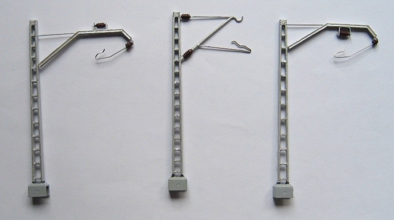 Postes catenaria 2.JPG